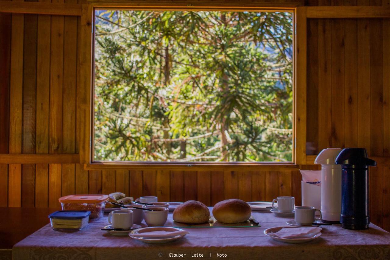 Ayllu Refugio Ecologico Hostel Урубиси Екстериор снимка